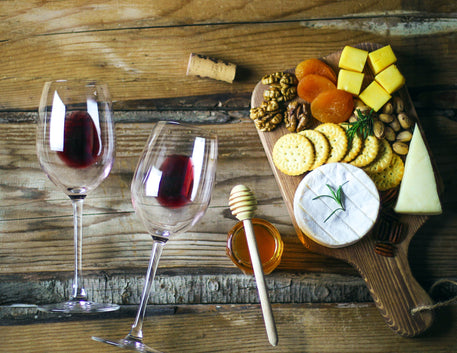 Como Harmonizar Vinhos com Comidas: Um Guia Completo