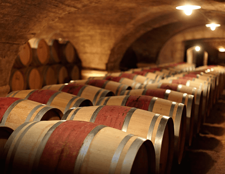 Barricas no Vinho: Influência, Tipos e Impacto no Produto Final - Vinsel Vinhos