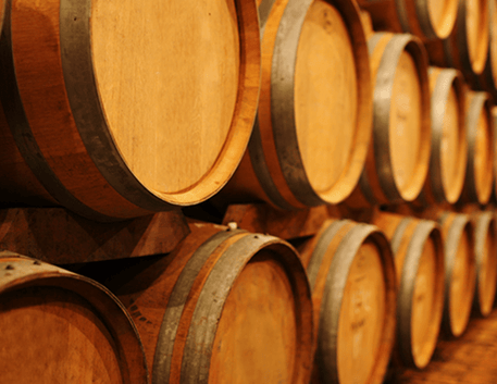 Qual é a Função do Carvalho na Produção de Vinhos? - Vinsel Vinhos